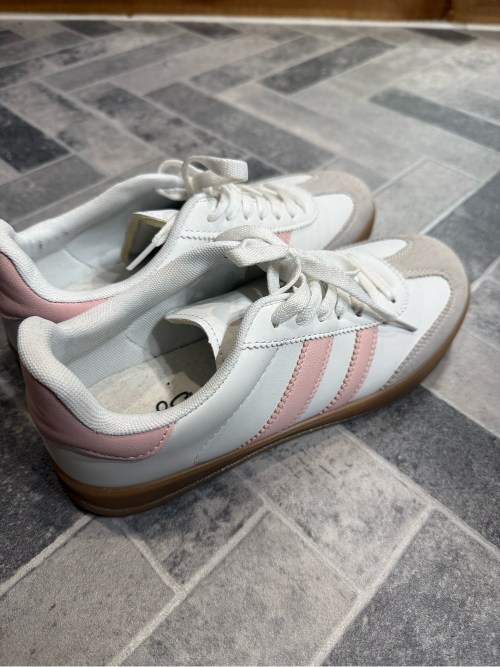 women’s sneakers